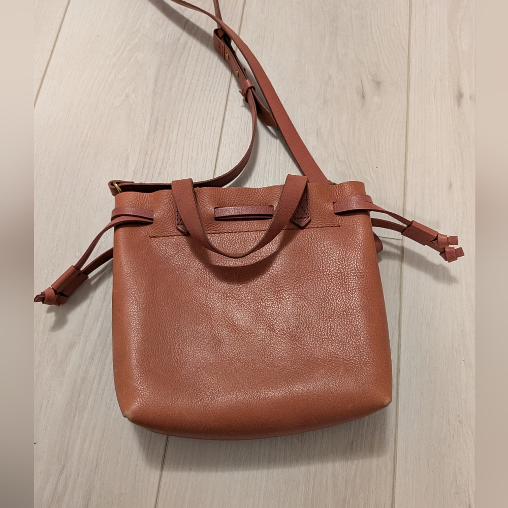 Madewell Small Drawstring Transport Leather Crossbody - Antique Rose 🌹 - Picture 12 of 16